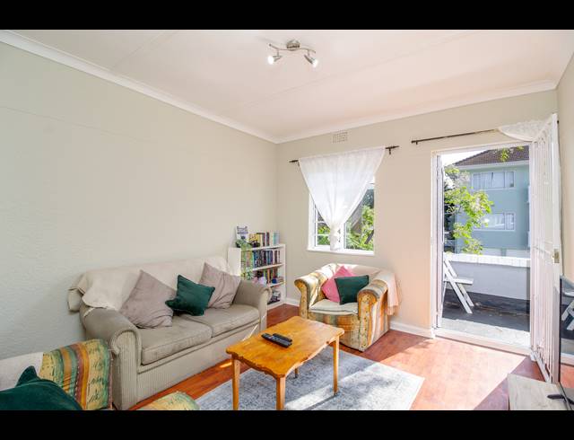 1 BEDROOM APARTMENT FOR SALE IN WYNBERG UPPER
